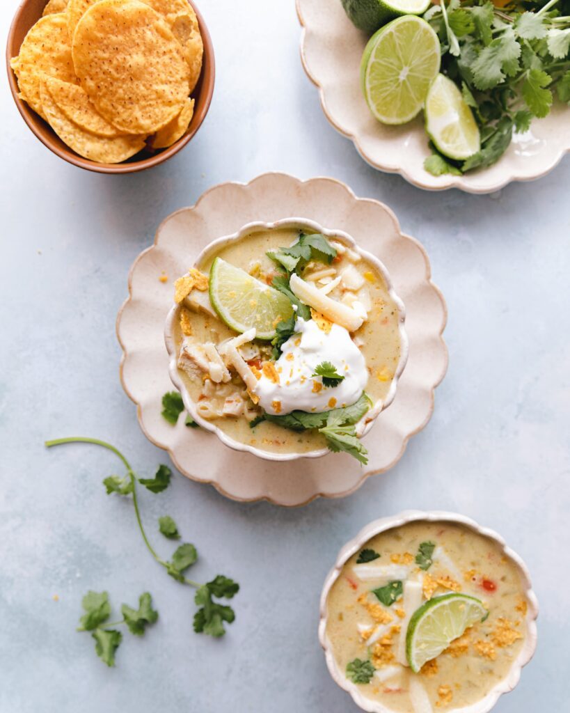 Healthy Creamy White Chicken Chili - White Kitchen Red Wine