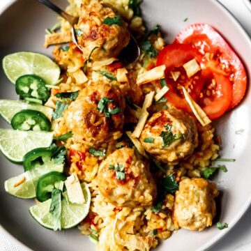 chicken meatballs with lime garnish