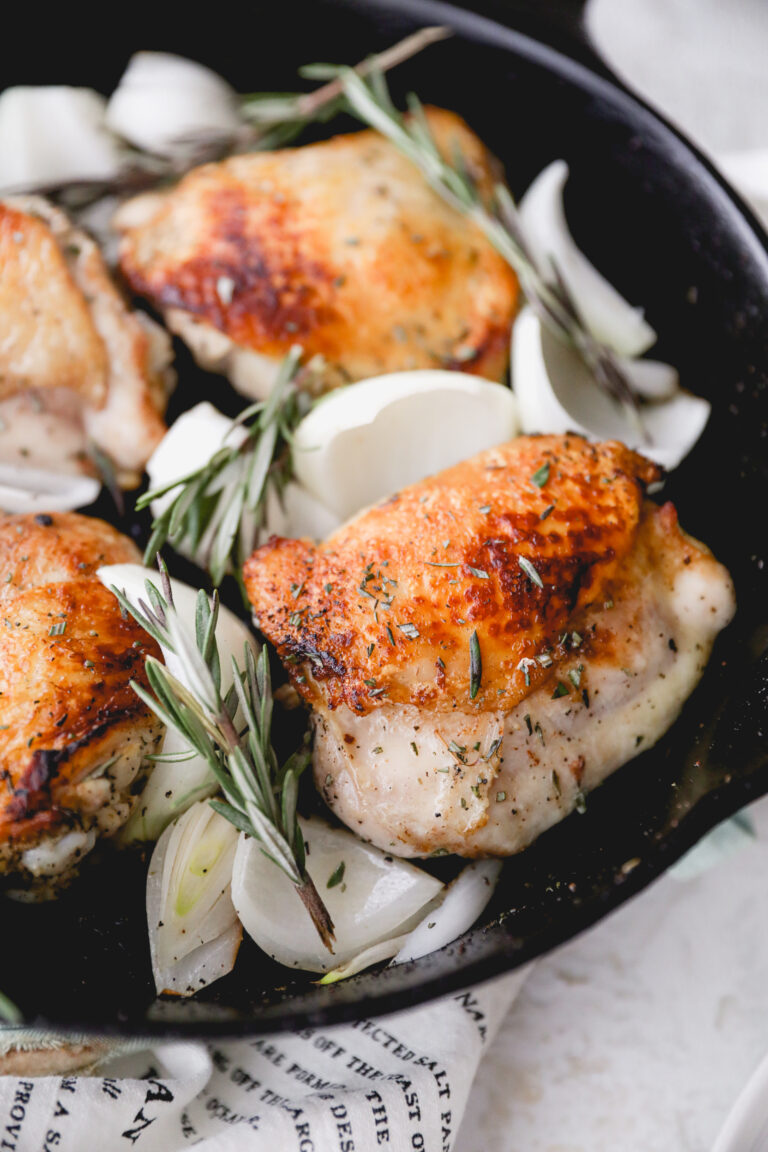 Rosemary White Wine Chicken Skillet White Kitchen Red Wine
