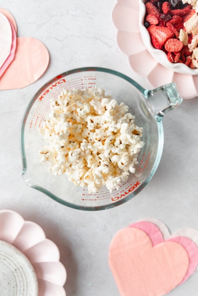 mixing bowl with popcorn