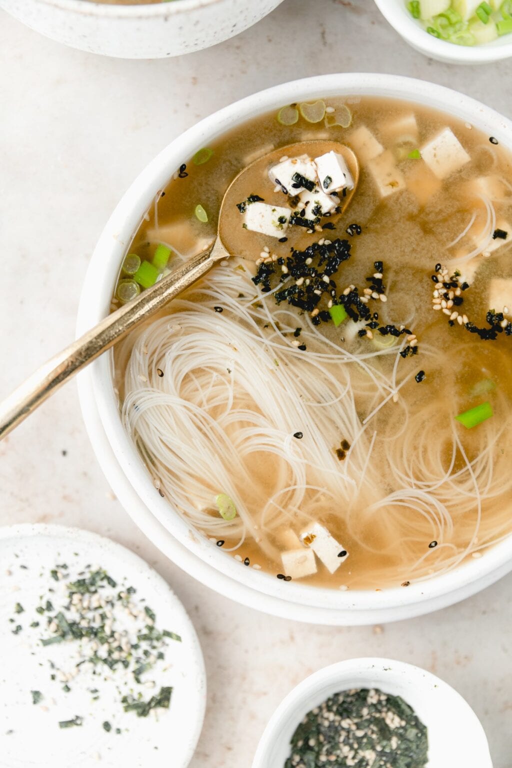 Quick Miso Soup Recipe with Noodles - White Kitchen Red Wine