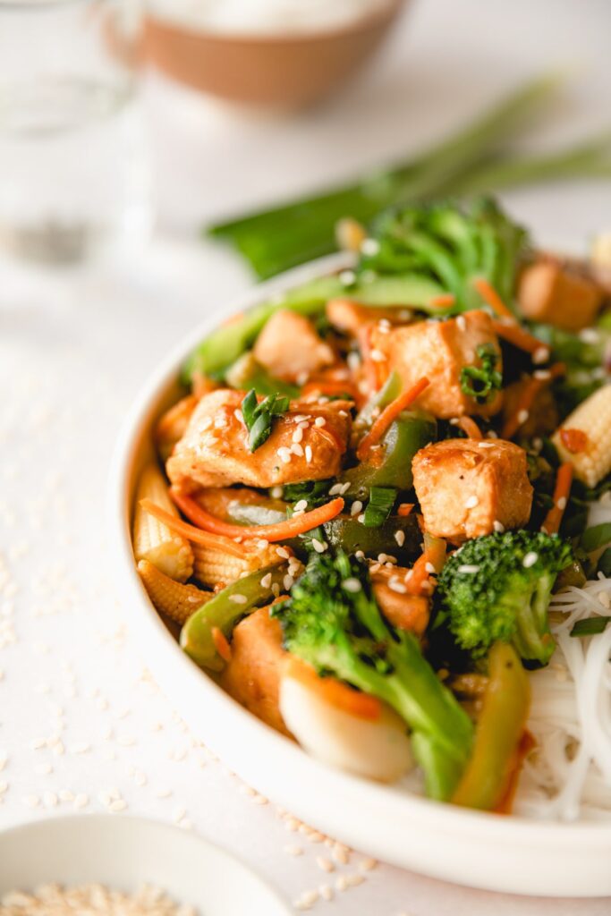 Healthy HoneySoy Stir Fry Marinated Chicken with Veggies