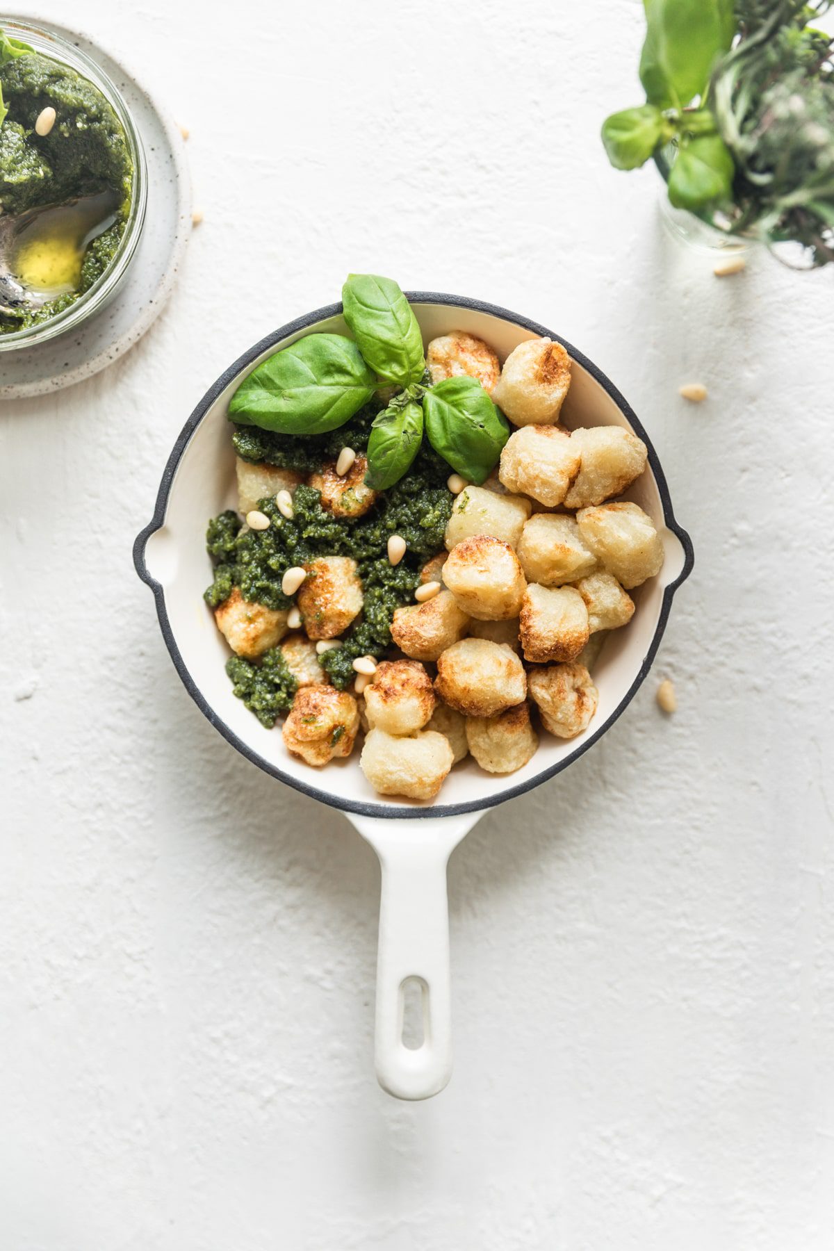 5 Minute DairyFree Pesto Sauce Easy & Vegan!