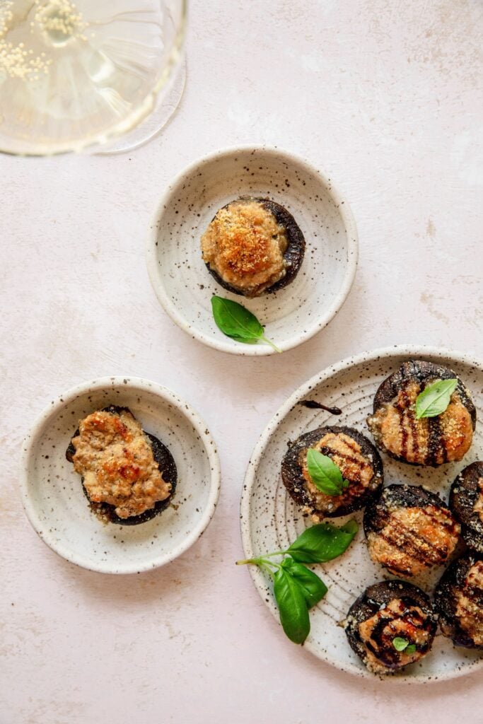 Italian Stuffed Mushrooms (Vegetarian Recipe) A Make-Ahead Party Dish