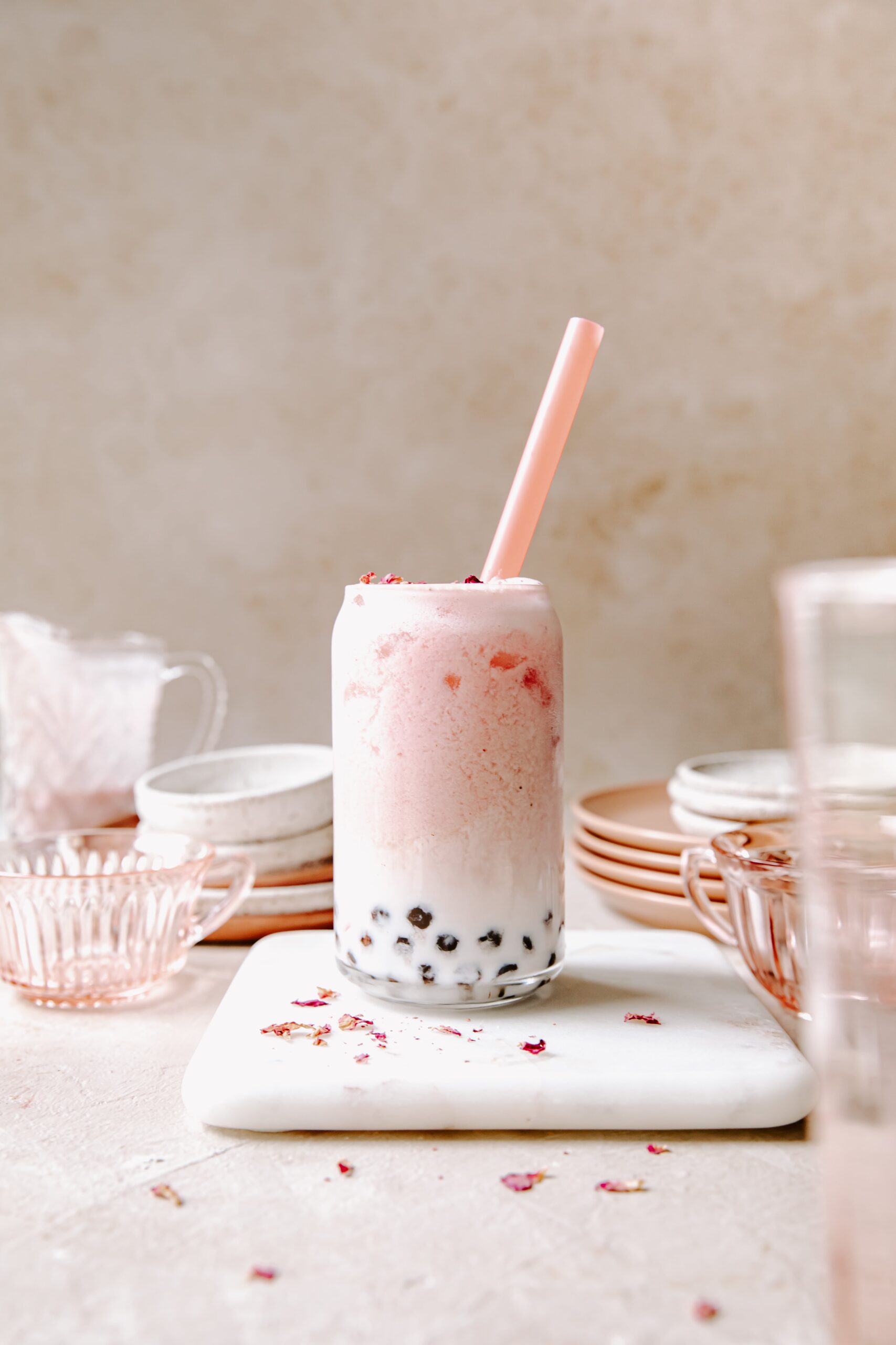 Strawberry Boba Tea - Homemade Milk Tea!