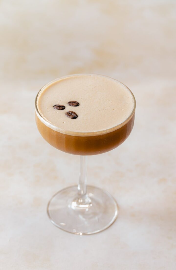 Delicious Smooth Espresso Martini Recipe Chic and Easy Cocktail!