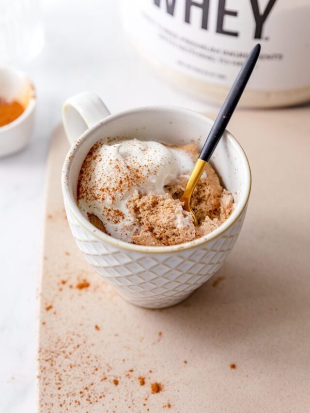 Cinnamon Vanilla Protein Mug Cake