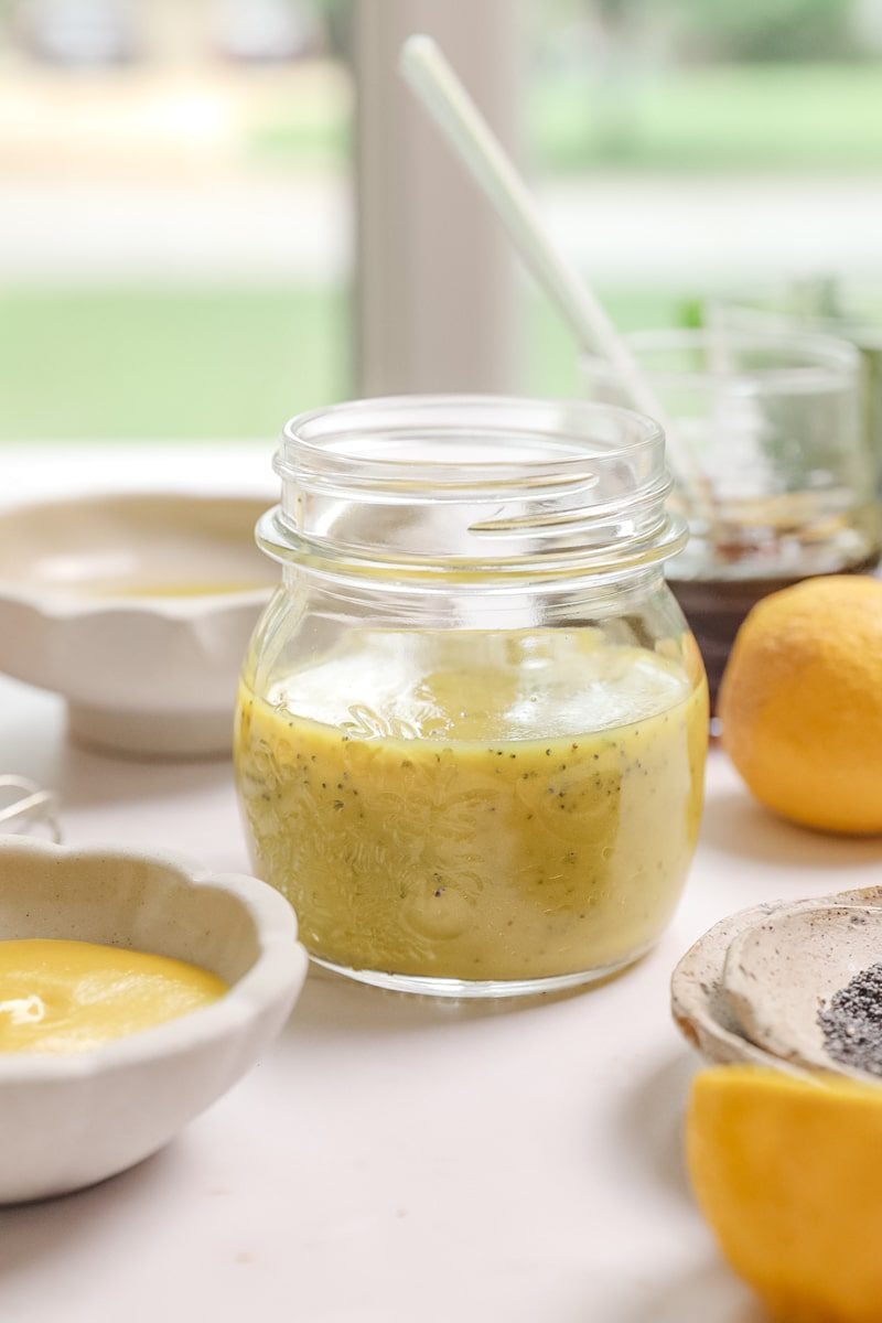 mason jar of lemon poppyseed dressing