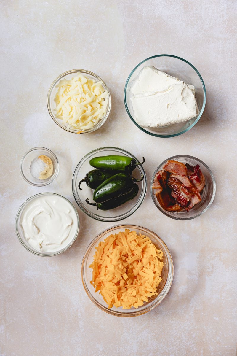 Crockpot jalapeno popper dip ingredients. 